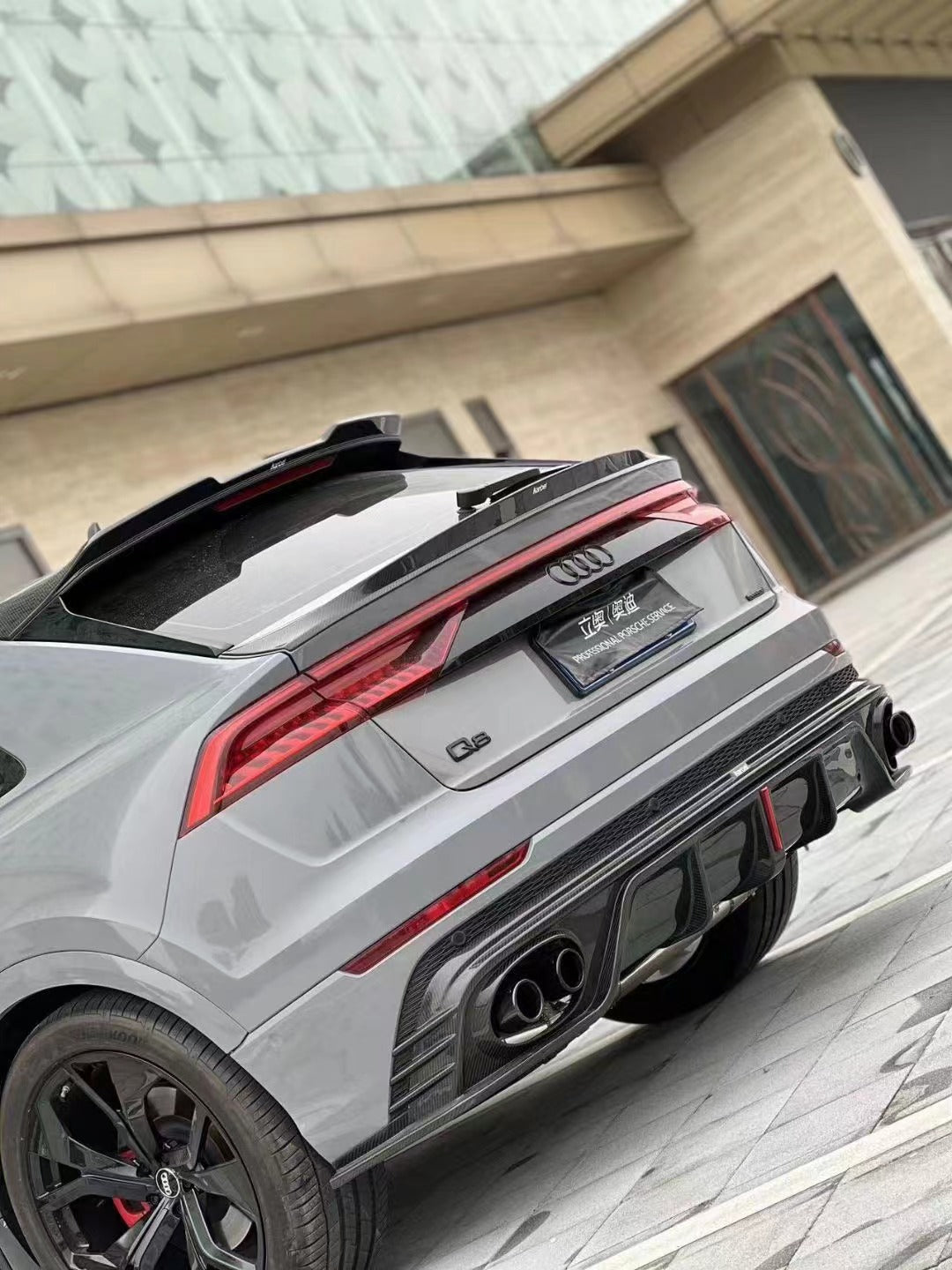 Audi Q8 2019-ON Aftermarket Parts - Karbel Carbon Rear Diffuser Carbon ...