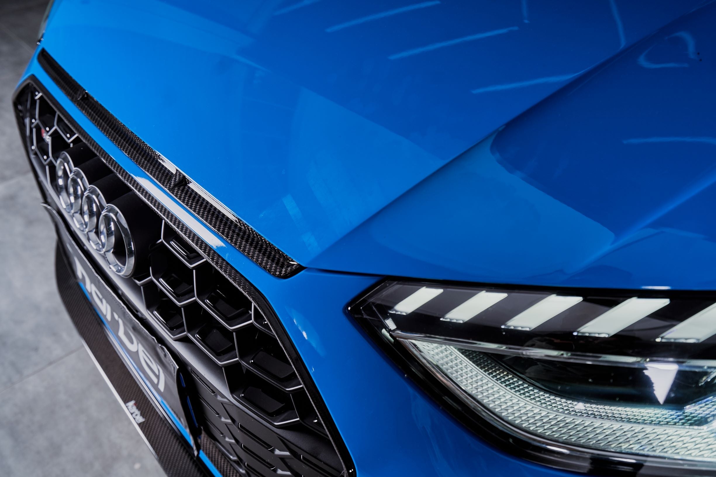 Karbel Carbon Dry Carbon Fiber Front Bumper Top Trim for Audi S4 & A4 S Line 2020-ON B9.5