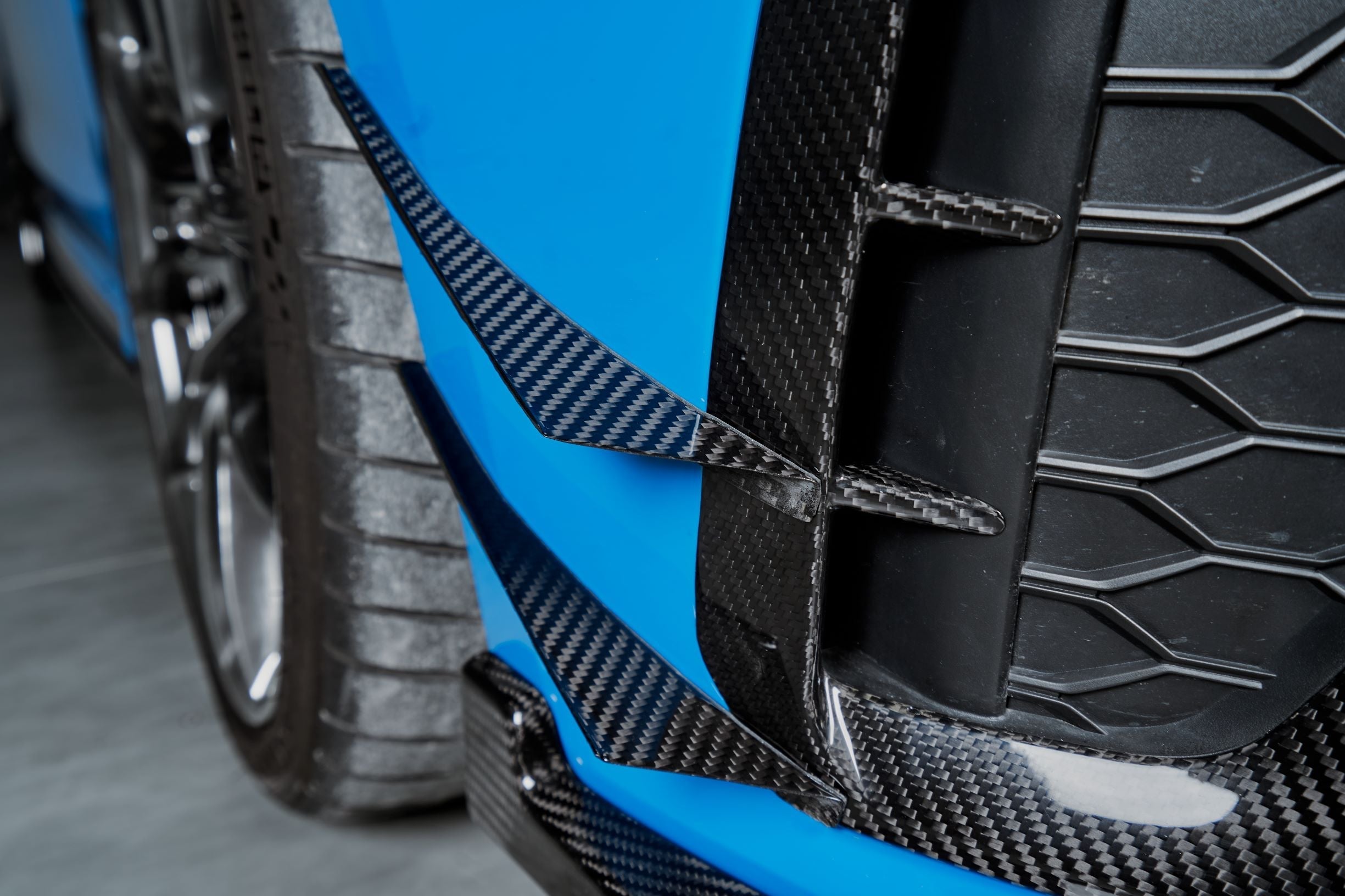 Karbel Carbon Dry Carbon Fiber Upper Valences for BMW 2 Series F22