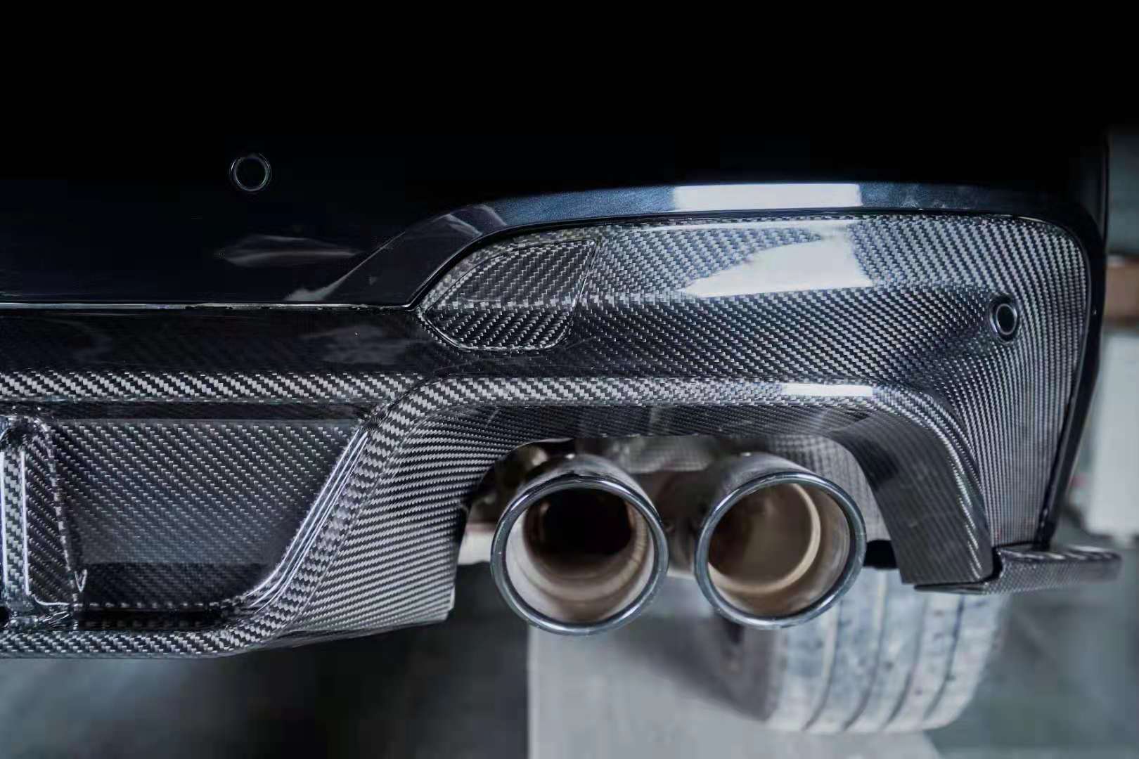 Karbel Carbon Dry Carbon Fiber Rear Diffuser for BMW X3 & X3M & X3MC G01 F97 2019-2021