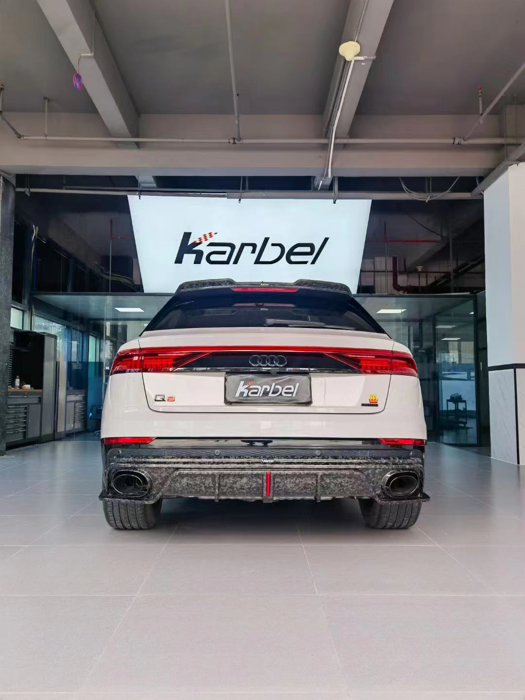 Karbel Carbon Pre-preg Carbon Fiber Rear Roof Spoiler For Audi SQ8 Q8 S-line 2020-2022