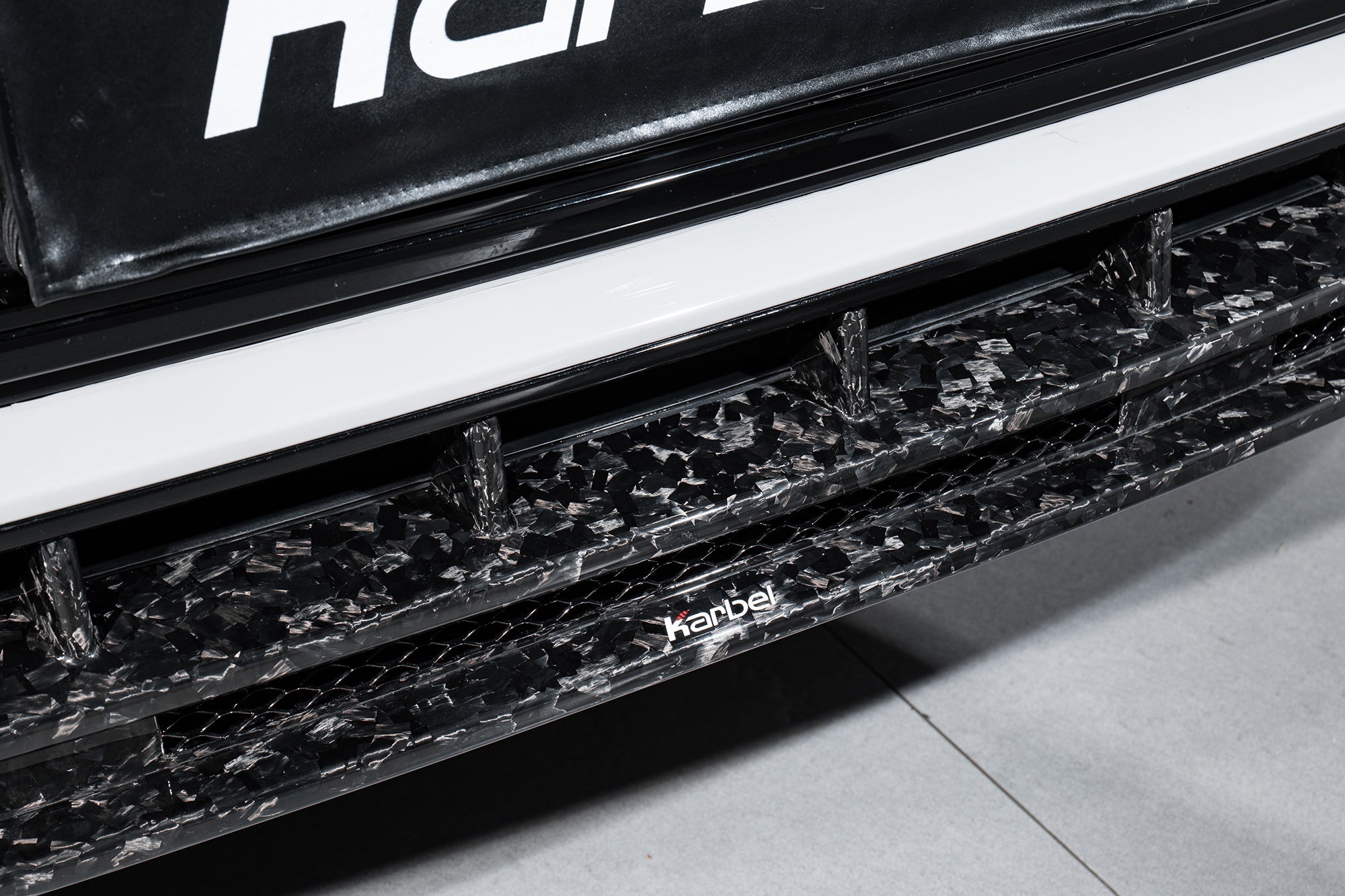 Karbel Carbon Pre-preg Carbon Fiber Front Lip Splitter For Audi SQ8 Q8 S-line 2020-2022