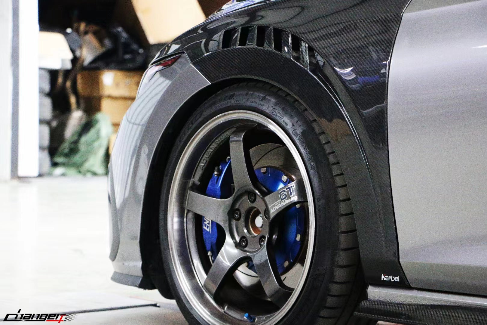Karbel Carbon Pre-preg Carbon Fiber Front Fenders Replacement for Volkswagen GTI MK8