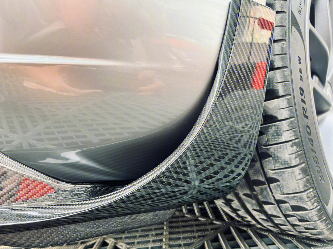 Karbel Carbon Pre-preg Carbon Fiber Rear Diffuser & Canards for Tesla Model 3 / Performance
