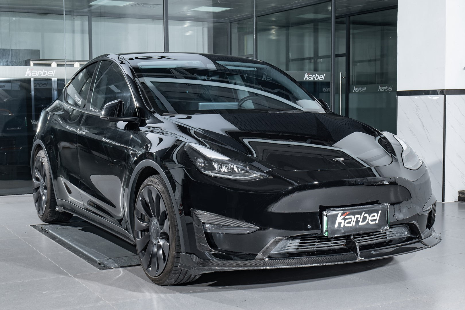 Karbel Carbon Pre-preg Carbon Fiber Side Skirts for Tesla Model Y / Performance